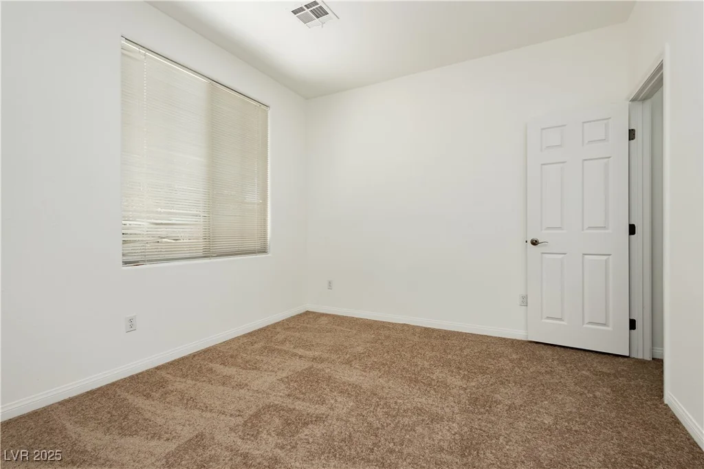 8107 Diamond Gorge, Las Vegas, NV 89178