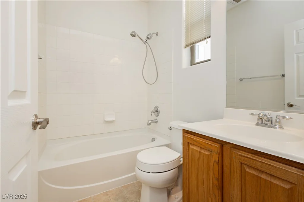 8107 Diamond Gorge, Las Vegas, NV 89178