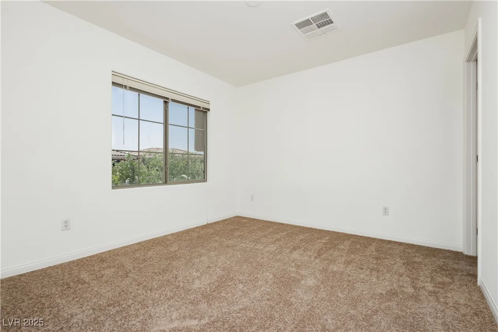 8107 Diamond Gorge, Las Vegas, NV 89178