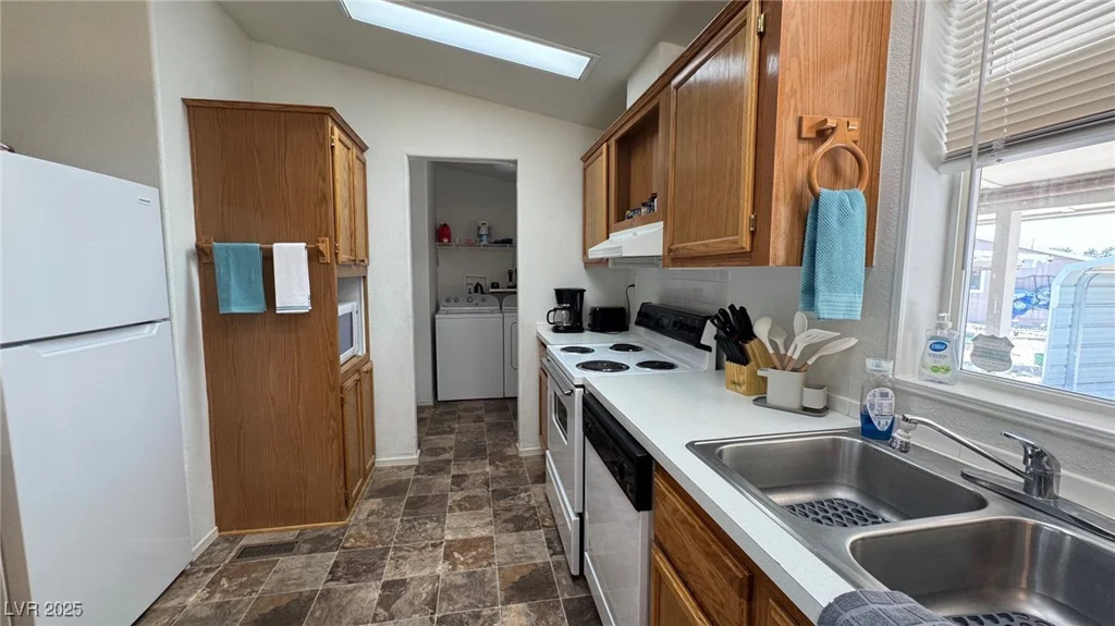 5500 Humbolt, Pahrump, NV 89060