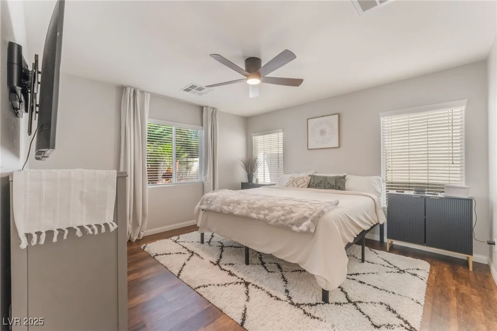 4923 Scholl Canyon, Las Vegas, NV 89131