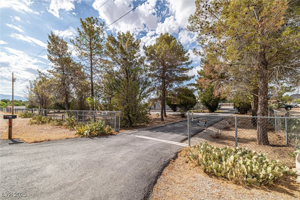 3951 Blosser Ranch, Pahrump, NV 89060
