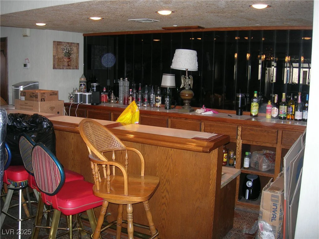6325 Burgundy, Las Vegas, NV 89107