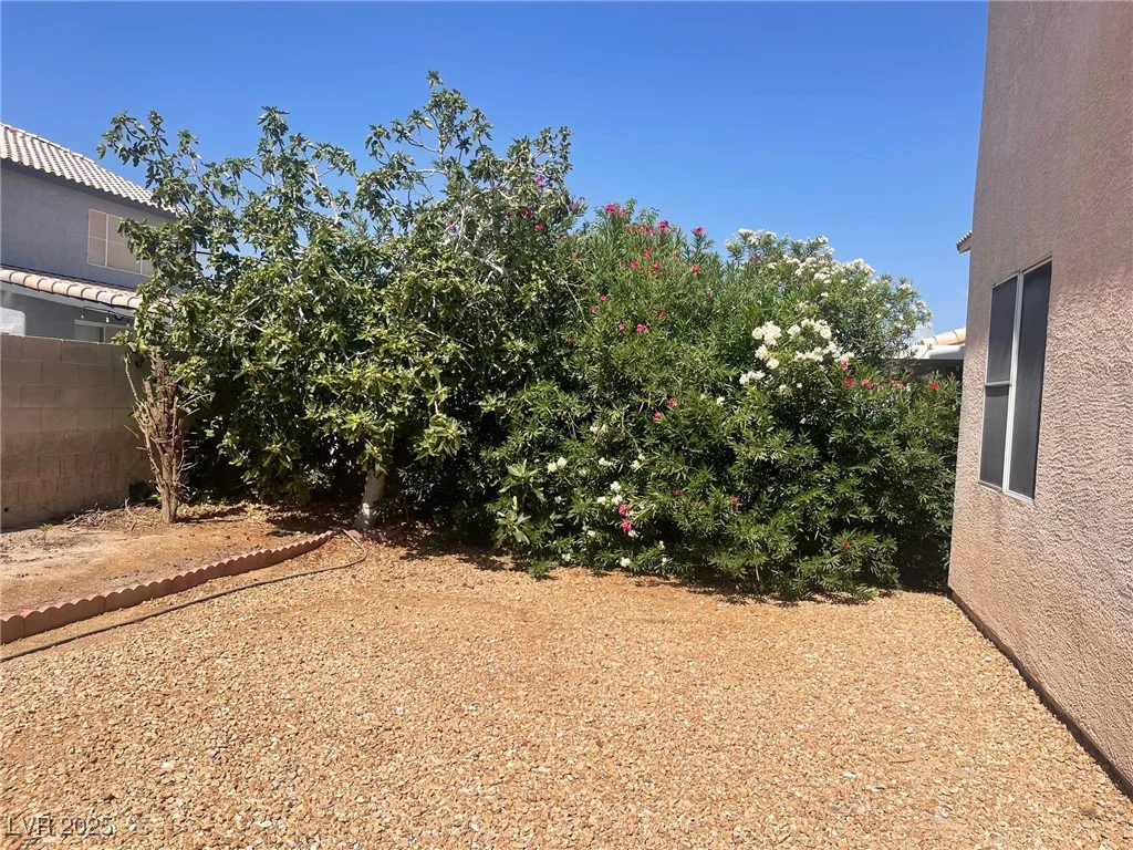 1278 Sloan, Las Vegas, NV 89110