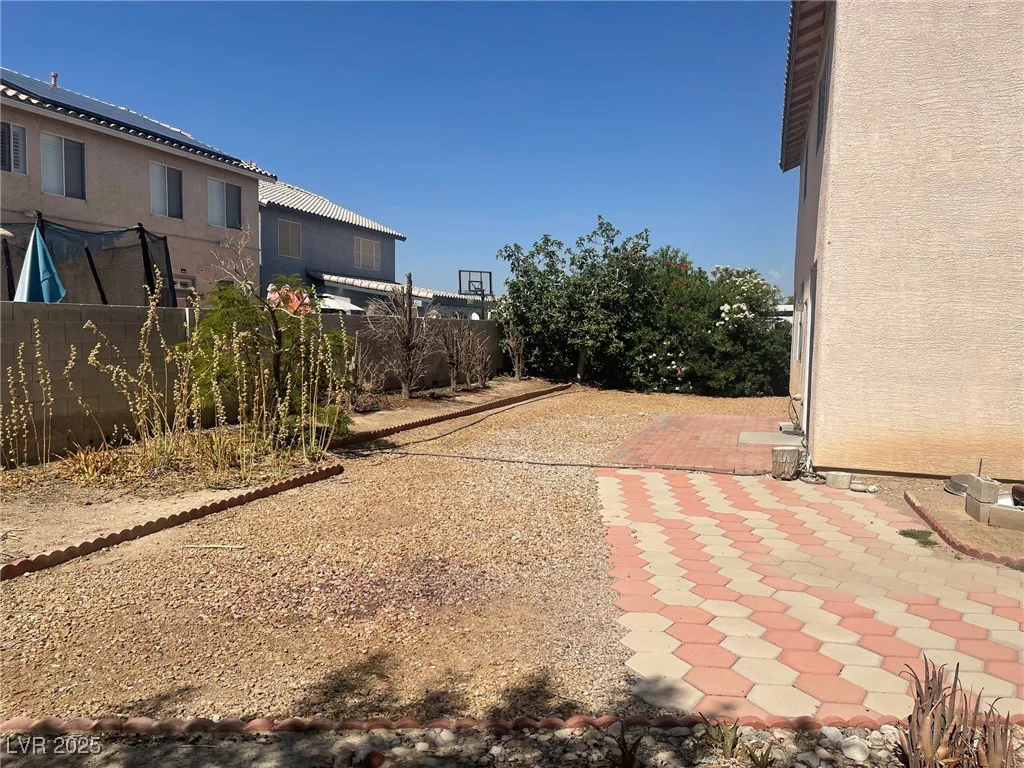 1278 Sloan, Las Vegas, NV 89110