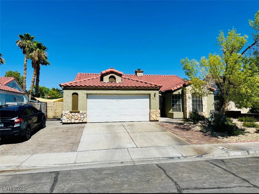 4216 Famoso, North Las Vegas, NV 89032