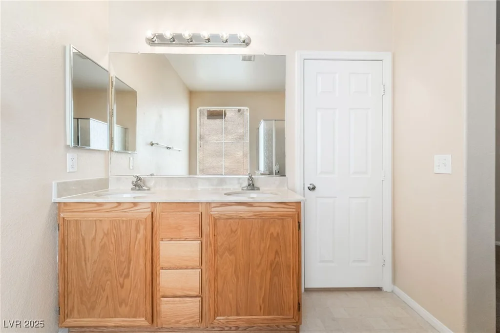 7317 Caballo Range, Las Vegas, NV 89179