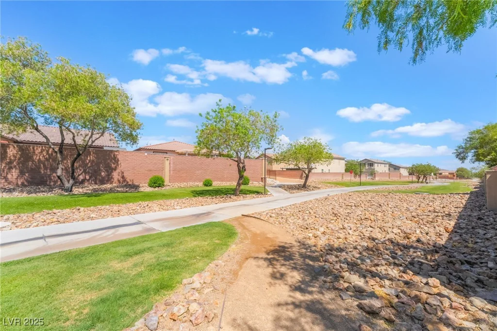 7317 Caballo Range, Las Vegas, NV 89179