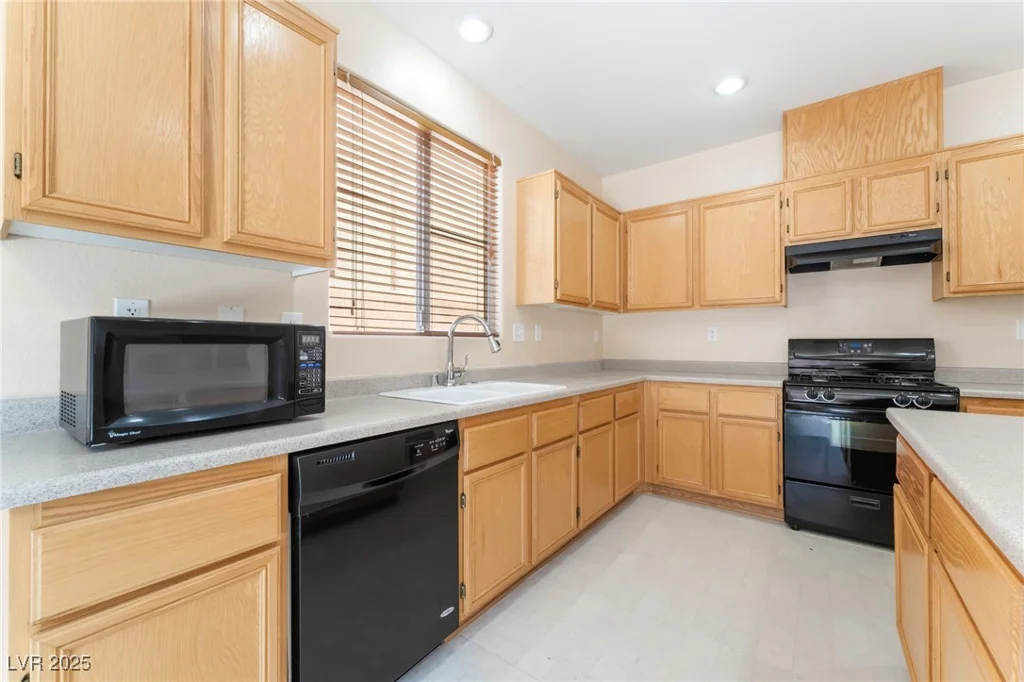 7317 Caballo Range, Las Vegas, NV 89179