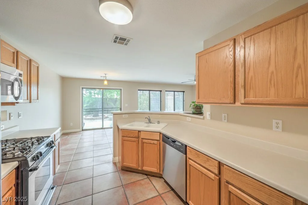 9626 Grapeland, Las Vegas, NV 89148