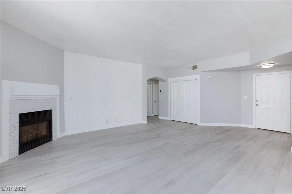 4820 Grey Wolf, Las Vegas, NV 89149
