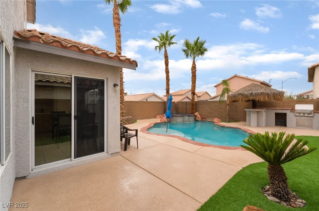 2064 Spiers, Las Vegas, NV 89183