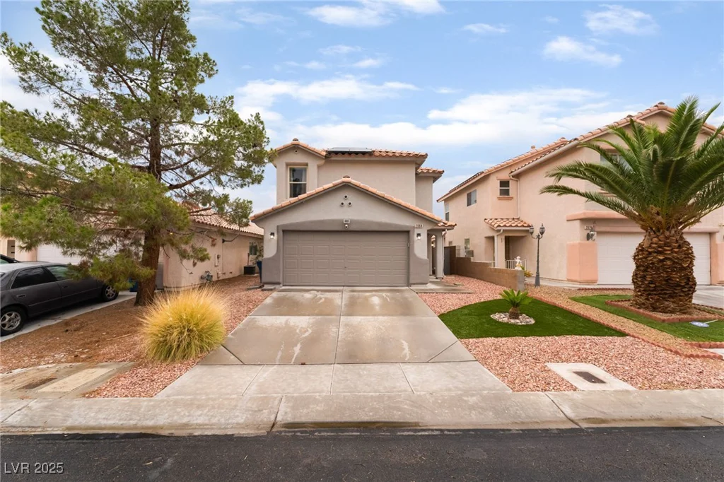 2064 Spiers, Las Vegas, NV 89183