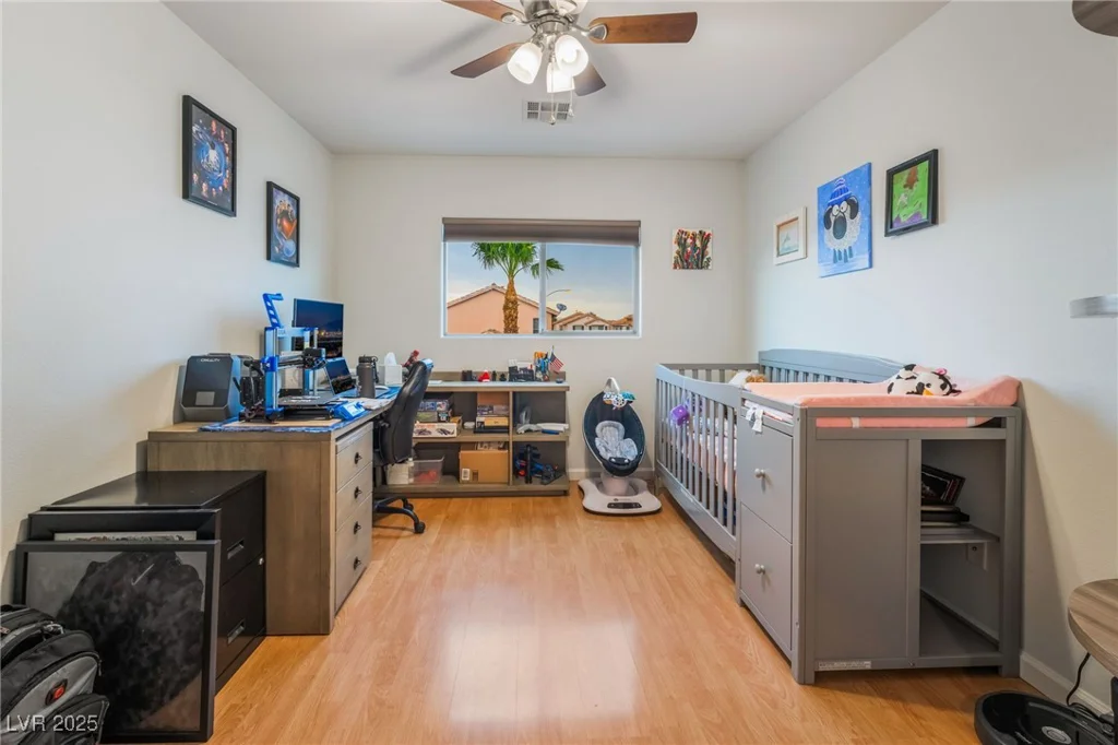 2064 Spiers, Las Vegas, NV 89183