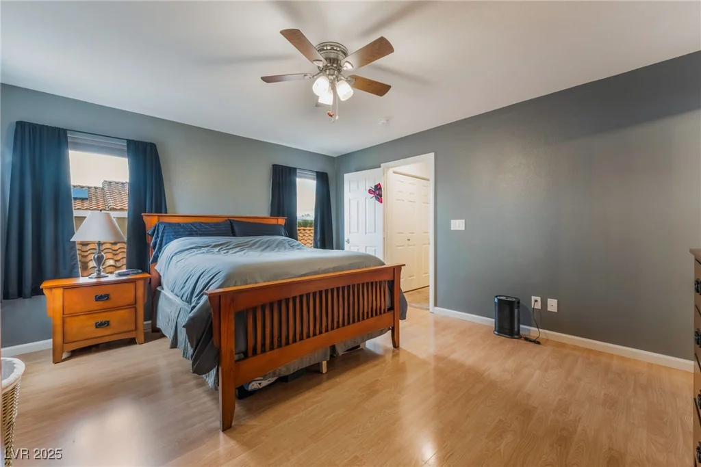 2064 Spiers, Las Vegas, NV 89183