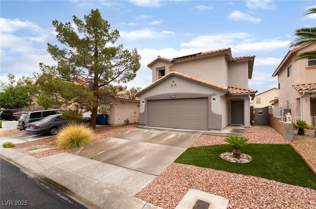 2064 Spiers, Las Vegas, NV 89183