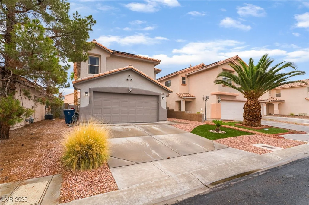 2064 Spiers, Las Vegas, NV 89183