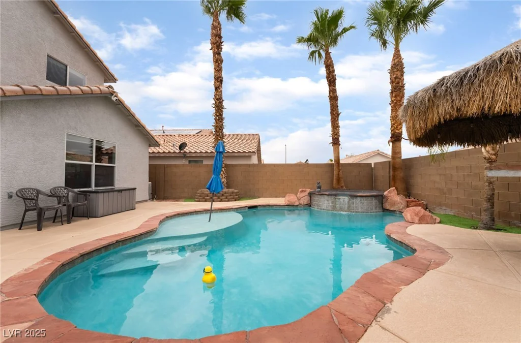 2064 Spiers, Las Vegas, NV 89183