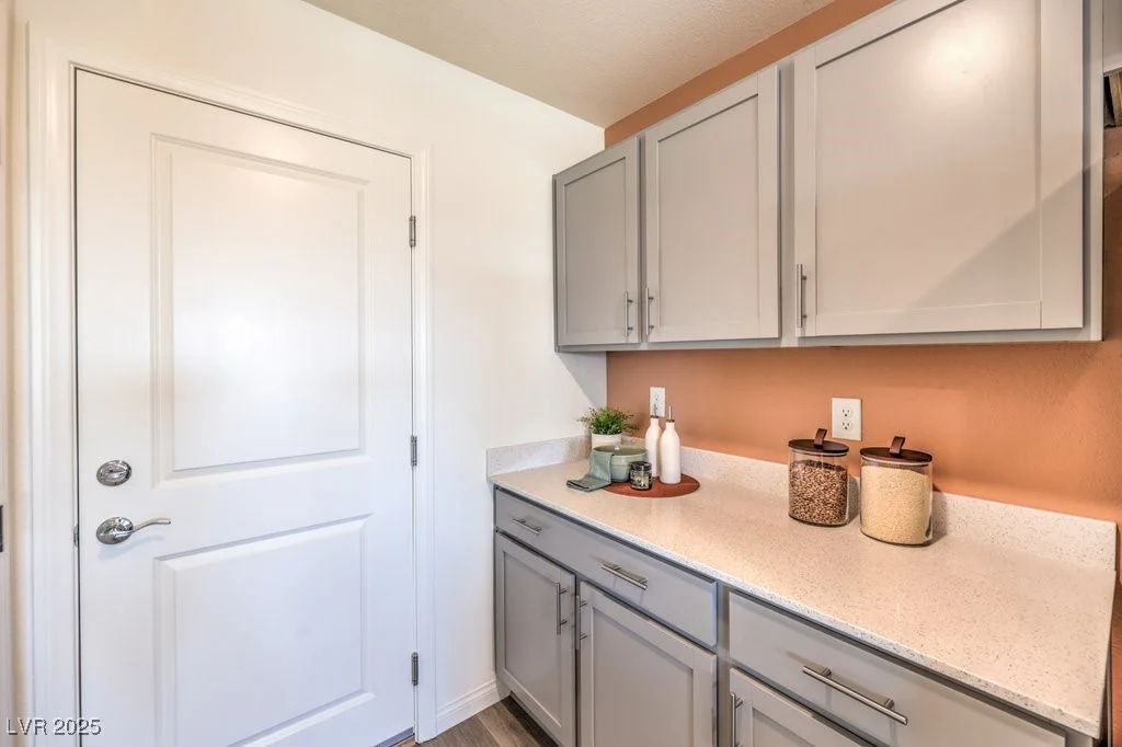 10442 Luna Mezza, Las Vegas, NV 89141