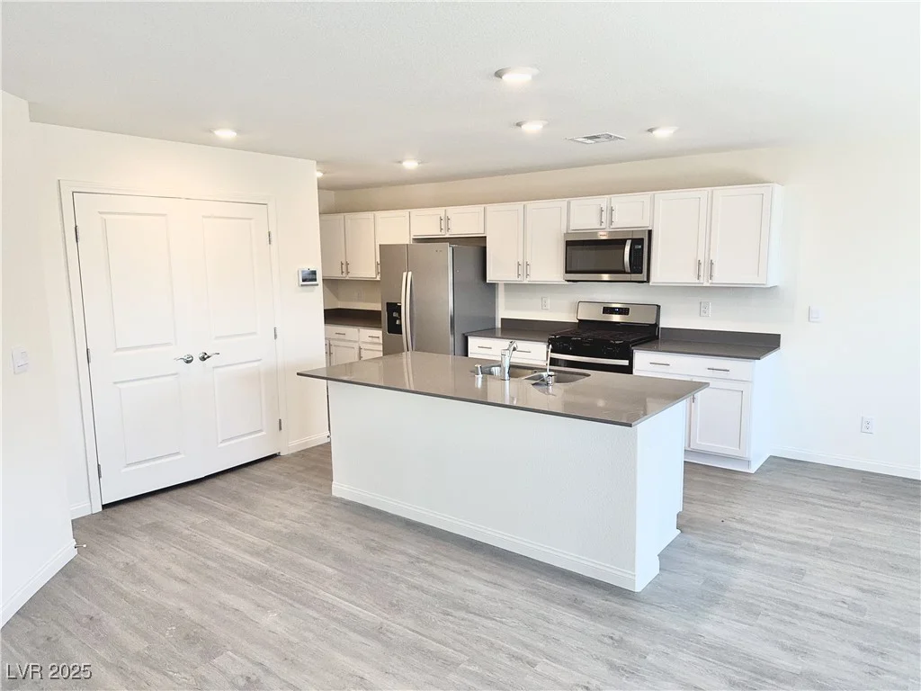 10442 Luna Mezza, Las Vegas, NV 89141