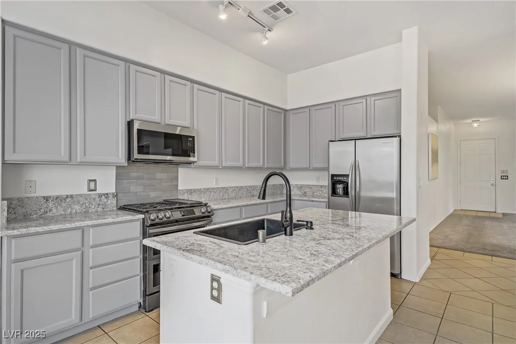 1920 Trail Peak, Las Vegas, NV 89134