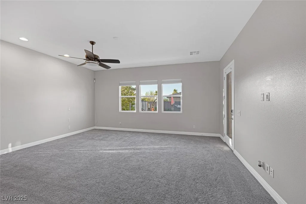 274 Chartan, Las Vegas, NV 89183