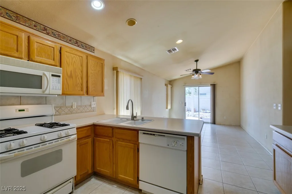 9017 Iron Hitch, Las Vegas, NV 89143