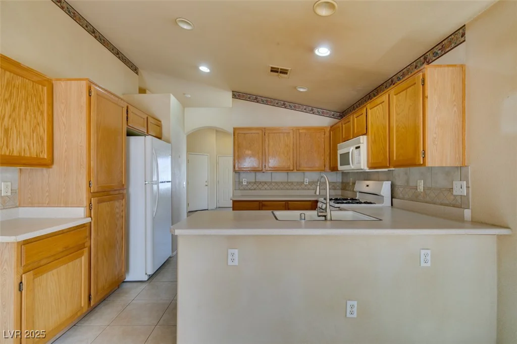9017 Iron Hitch, Las Vegas, NV 89143