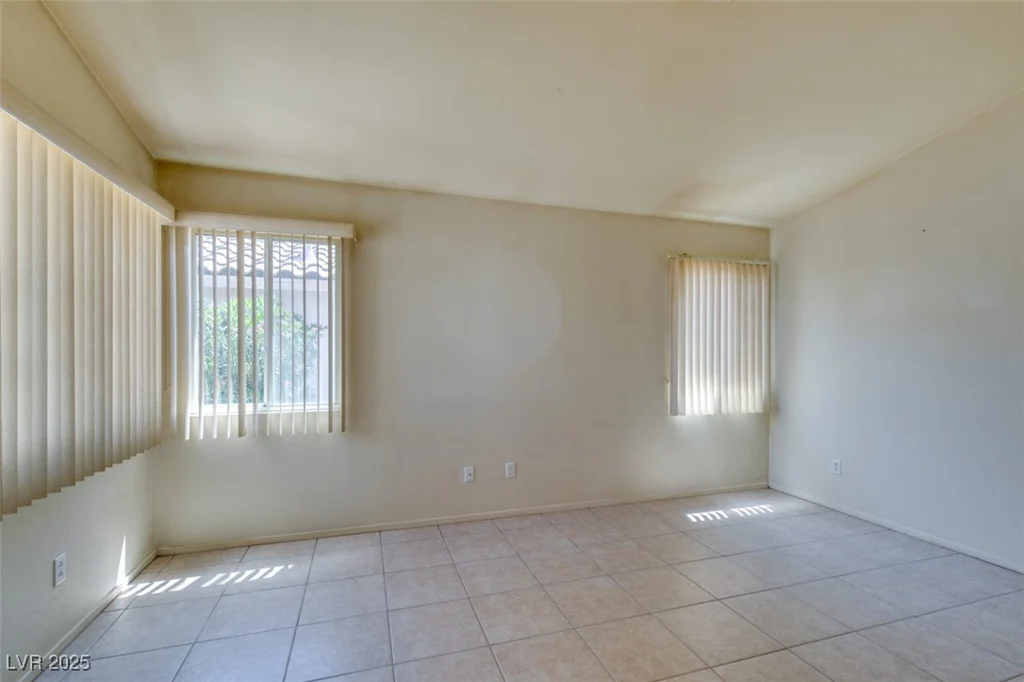 9017 Iron Hitch, Las Vegas, NV 89143