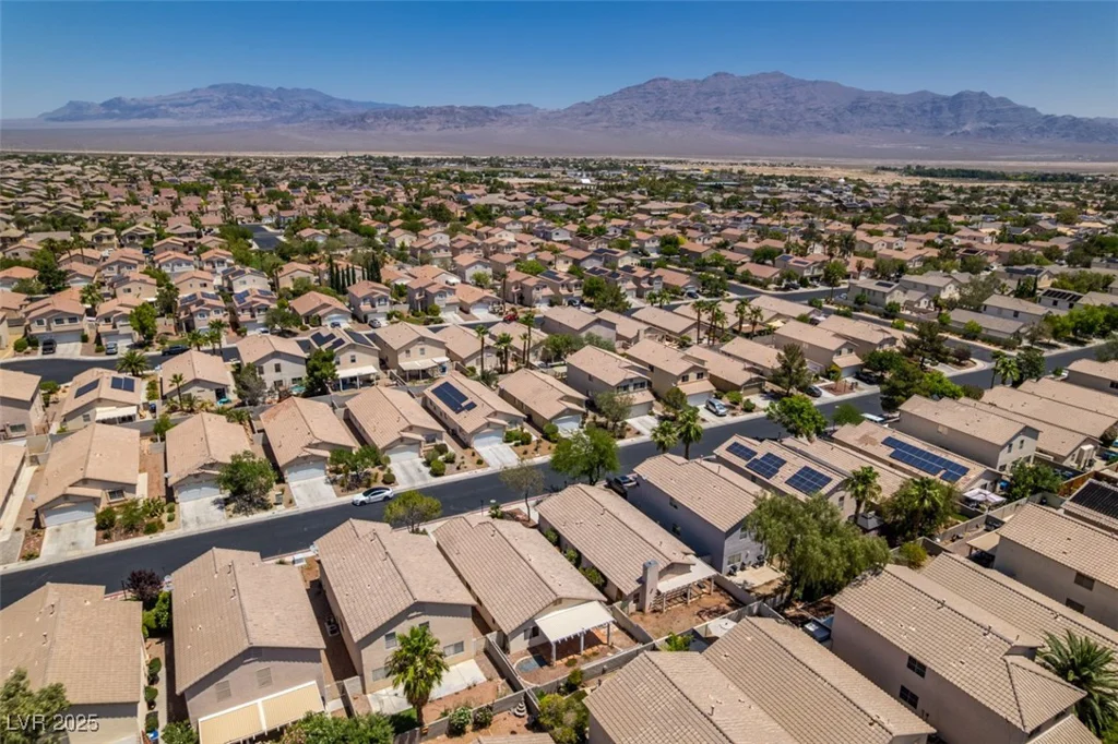 9017 Iron Hitch, Las Vegas, NV 89143
