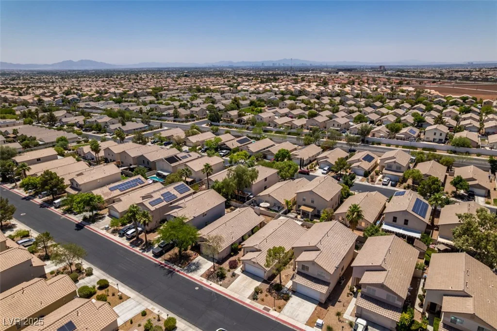 9017 Iron Hitch, Las Vegas, NV 89143