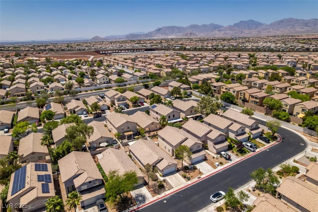 9017 Iron Hitch, Las Vegas, NV 89143