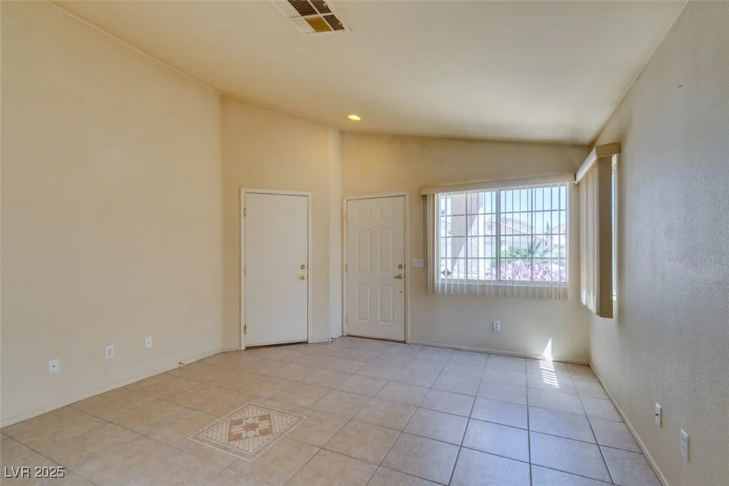 9017 Iron Hitch, Las Vegas, NV 89143