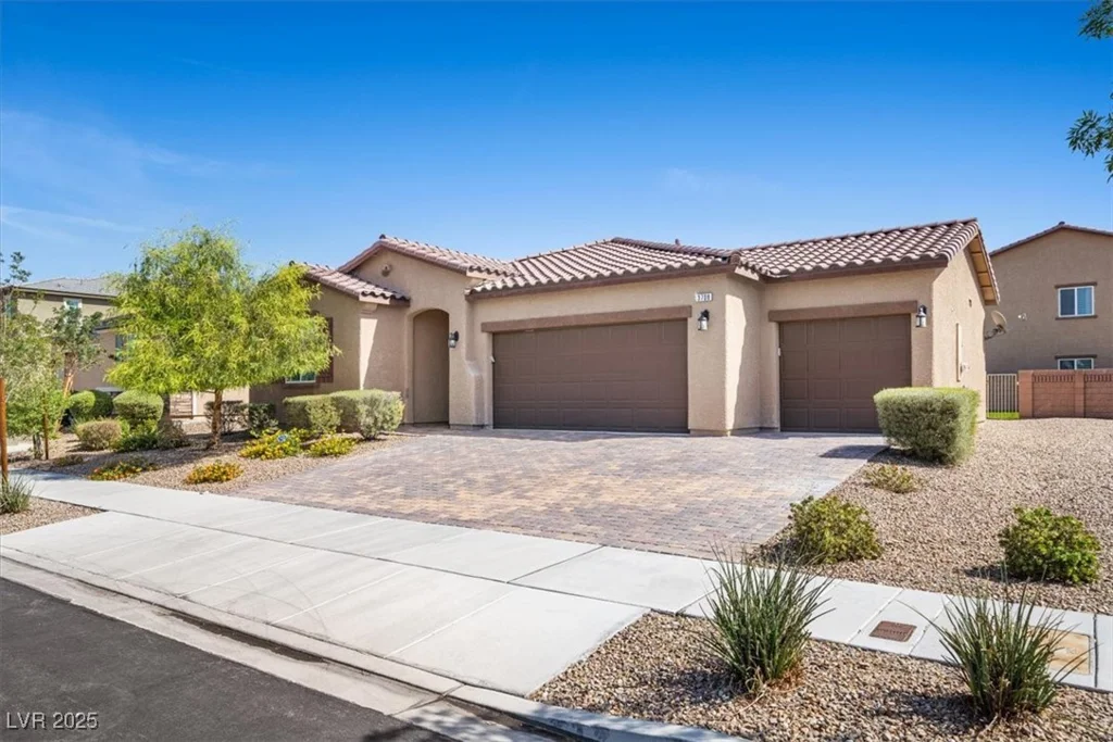 3708 Fuselier, North Las Vegas, NV 89032