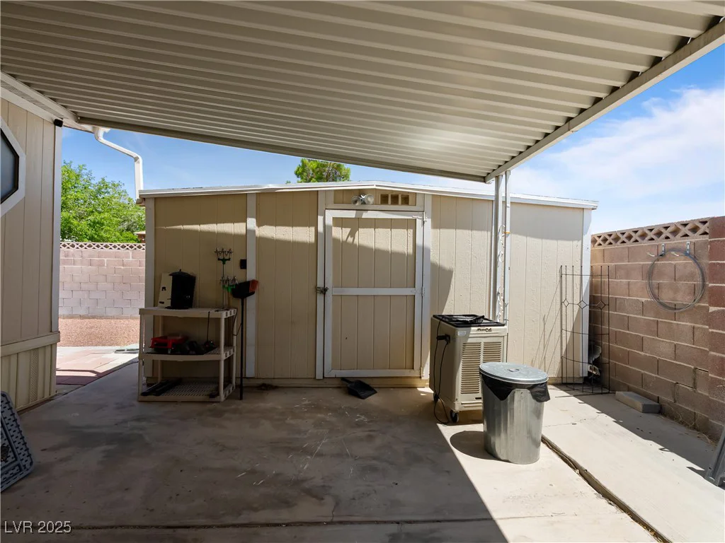 6436 Hartman, Las Vegas, NV 89108
