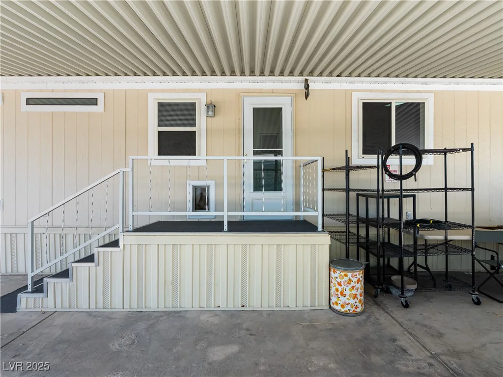 6436 Hartman, Las Vegas, NV 89108