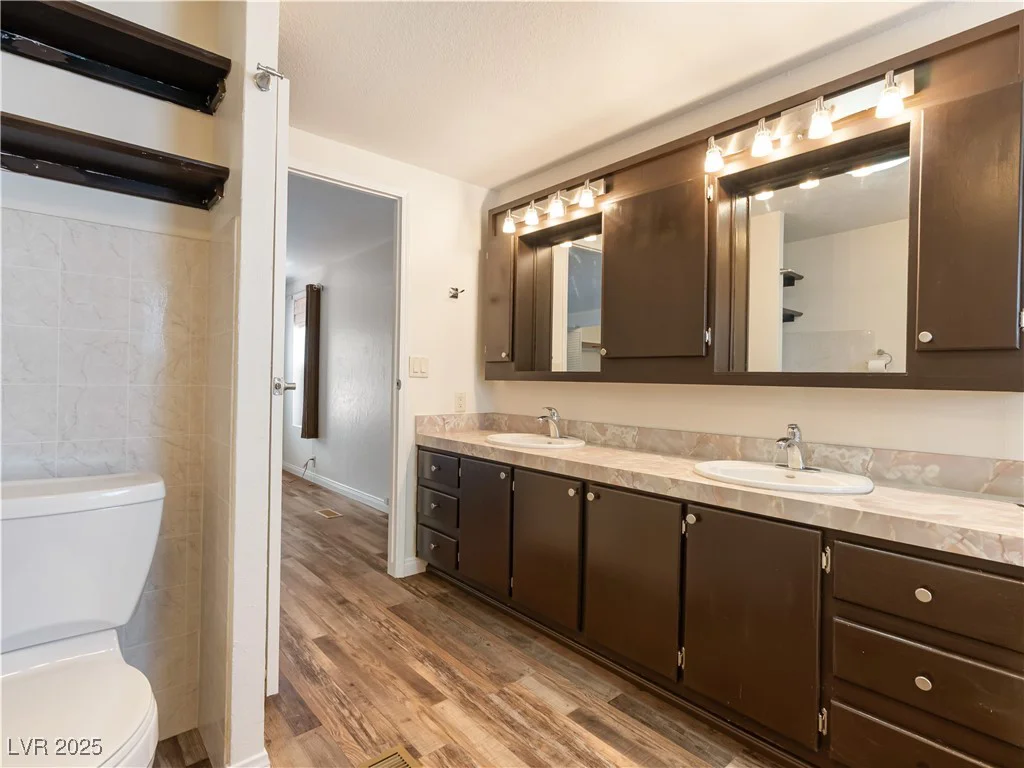 6436 Hartman, Las Vegas, NV 89108