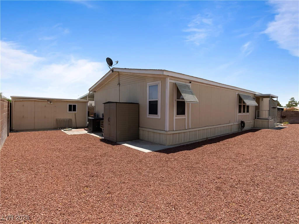 6436 Hartman, Las Vegas, NV 89108