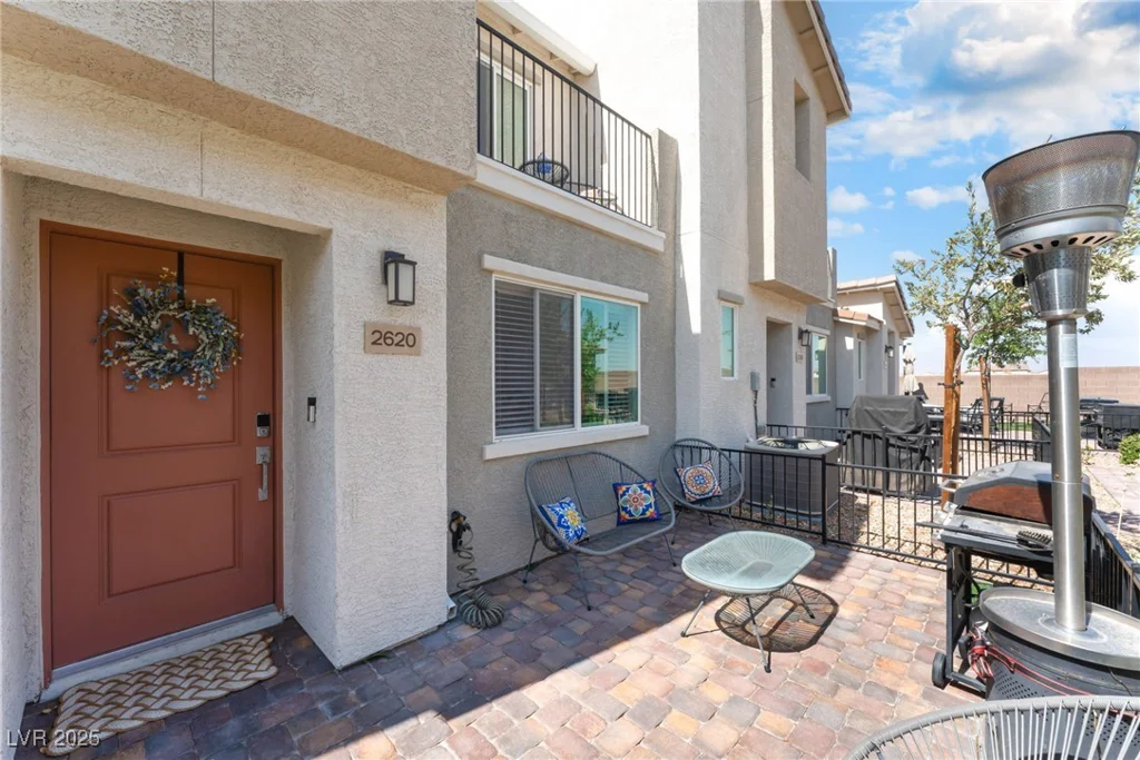2620 Canary Yellow, North Las Vegas, NV 89086
