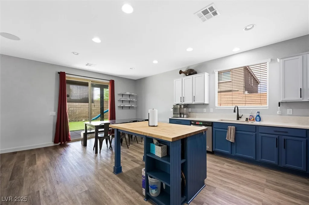 5631 Hill Cliff, North Las Vegas, NV 89031