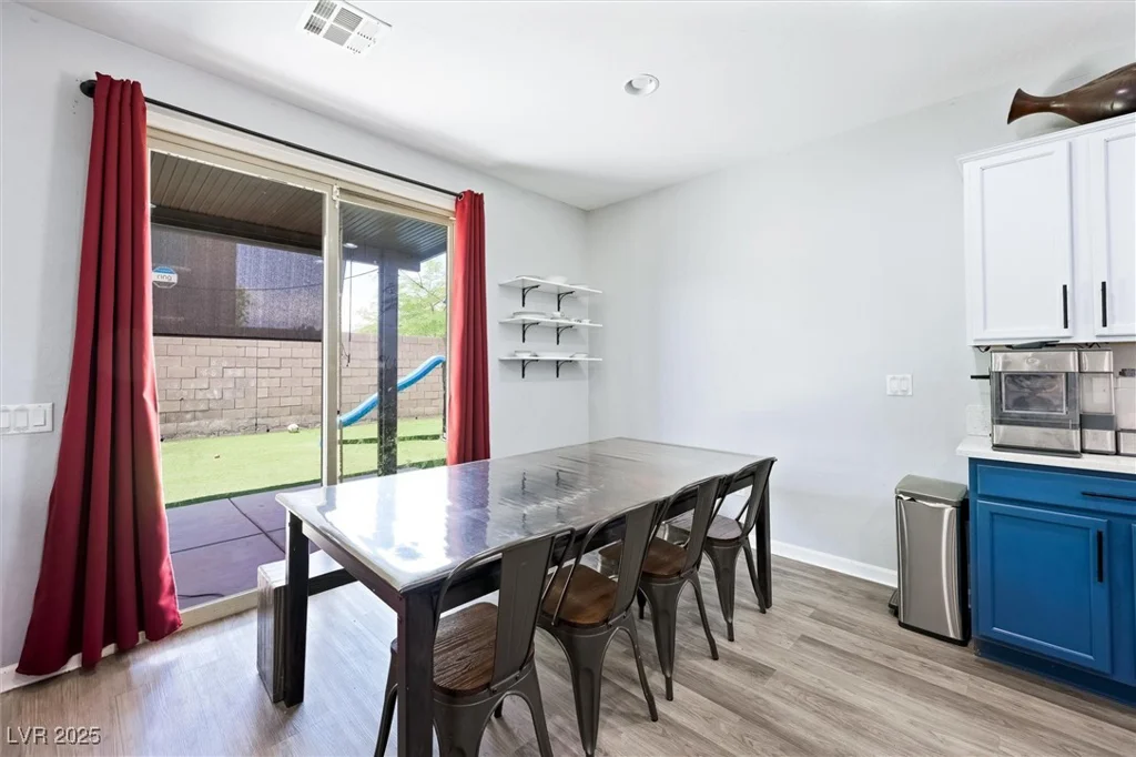 5631 Hill Cliff, North Las Vegas, NV 89031