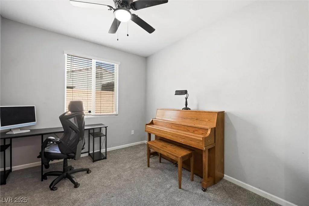 5631 Hill Cliff, North Las Vegas, NV 89031