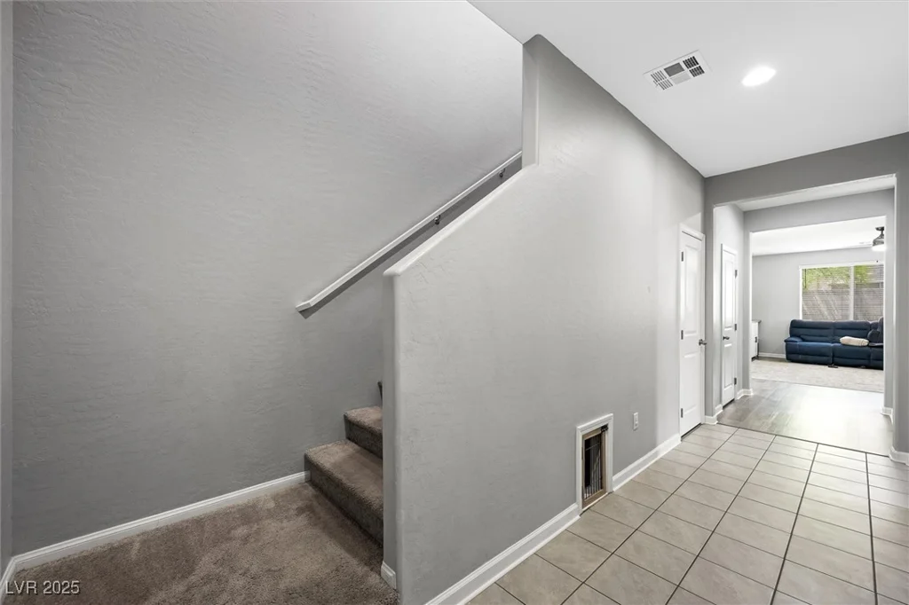 5631 Hill Cliff, North Las Vegas, NV 89031