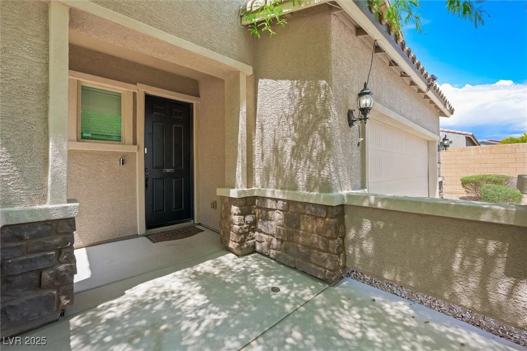 5631 Hill Cliff, North Las Vegas, NV 89031
