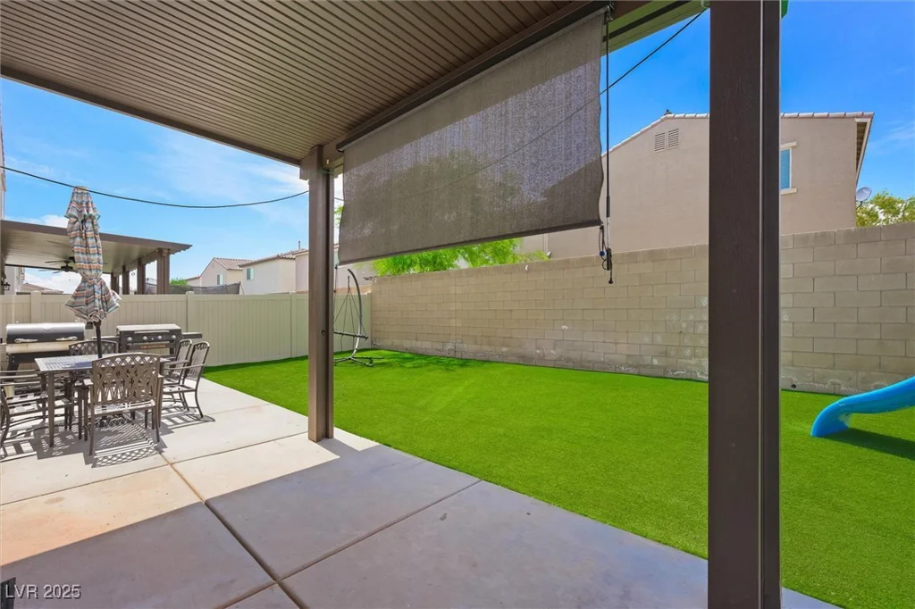 5631 Hill Cliff, North Las Vegas, NV 89031