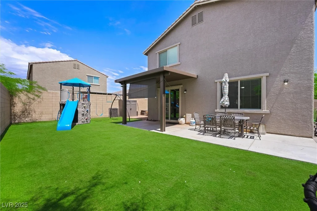 5631 Hill Cliff, North Las Vegas, NV 89031