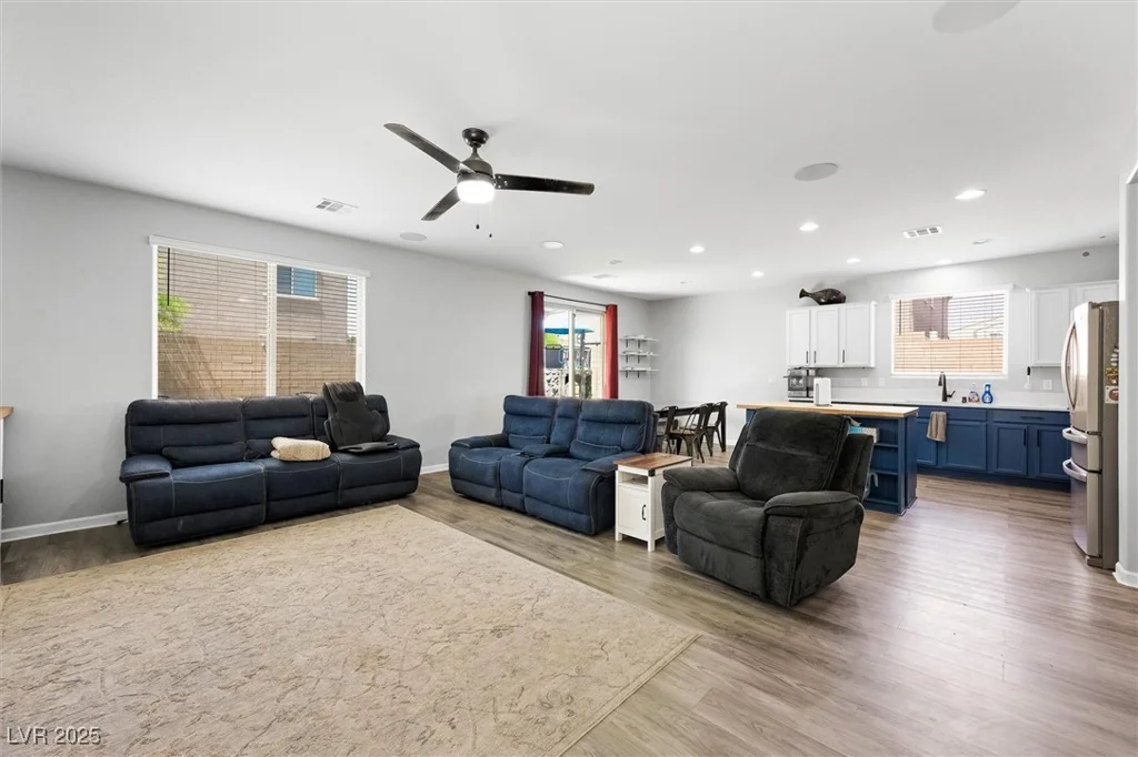 5631 Hill Cliff, North Las Vegas, NV 89031