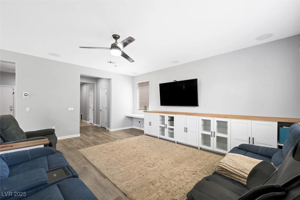 5631 Hill Cliff, North Las Vegas, NV 89031