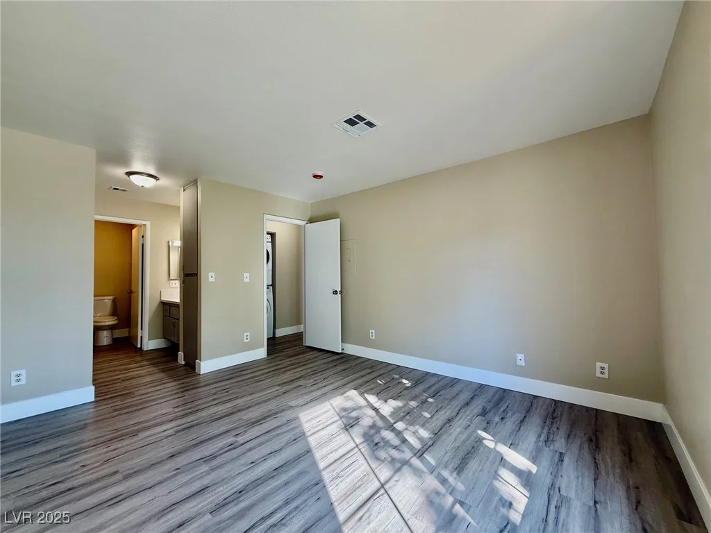 4805 Nara Vista, Las Vegas, NV 89103