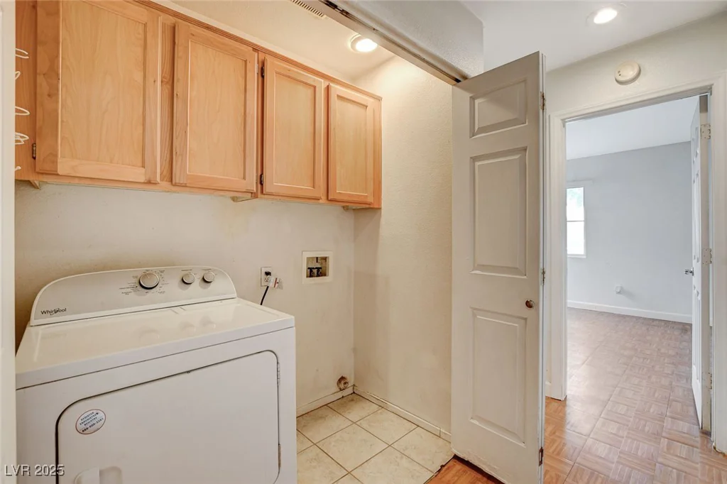 6529 Sierra Diablo, Las Vegas, NV 89130